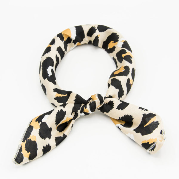Bandana avec un motif félin