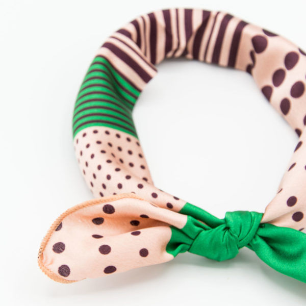 Bandana géométrique rose et vert pour femme