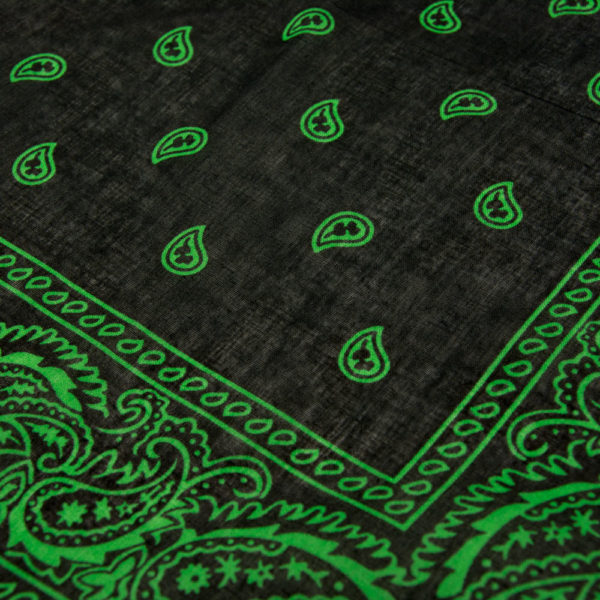 bandana noir et vert paisley